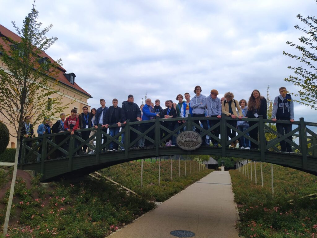 Gruppo Erasmus sul ponte